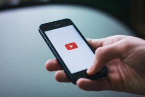 Read more about the article YouTube Marketing: A Comprehensive Tutorial